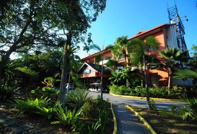 Fotos del hotel Bukit Merah Laketown Resort:  16