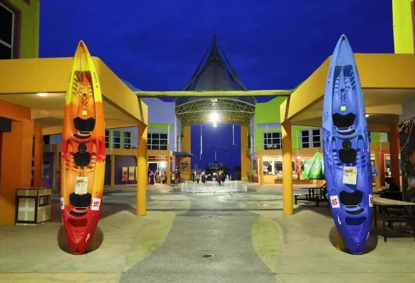 Fotos del hotel Bukit Merah Laketown Resort:  14
