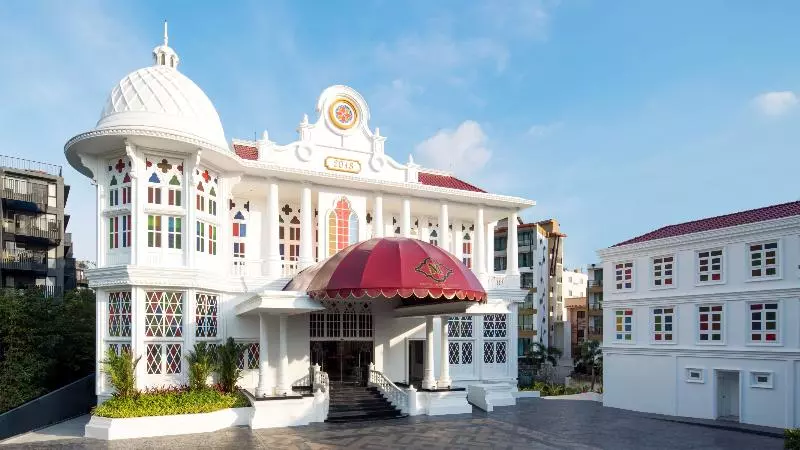 Fotos del hotel Mövenpick Myth  Patong Phuket:  2