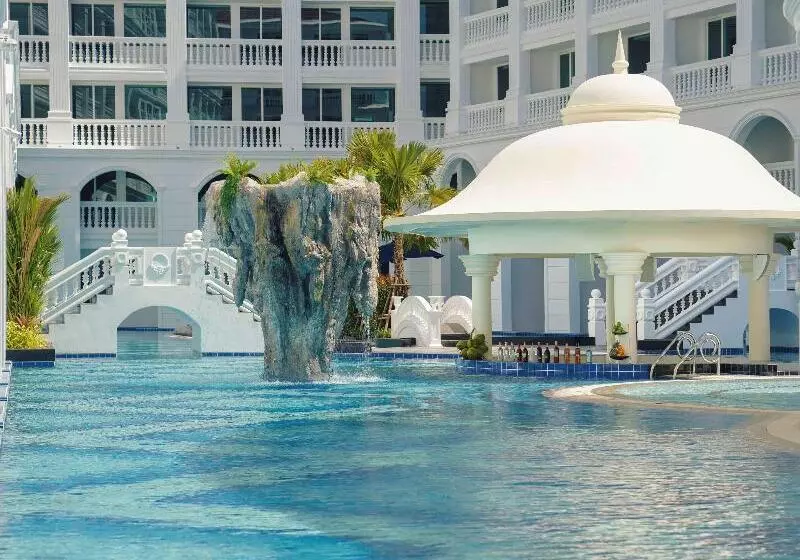 Fotos del hotel Mövenpick Myth  Patong Phuket:  21