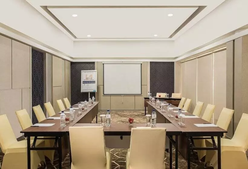 Fotos del hotel Swissbelresort Dago Heritage:  8