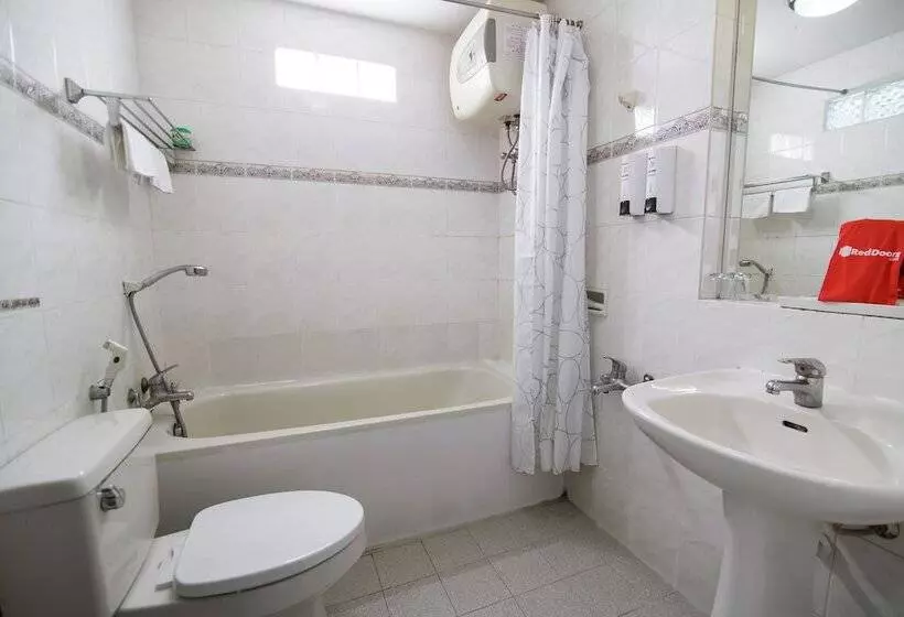 Fotos del hotel Reddoorz Plus Near Tan Dinh Market:  3