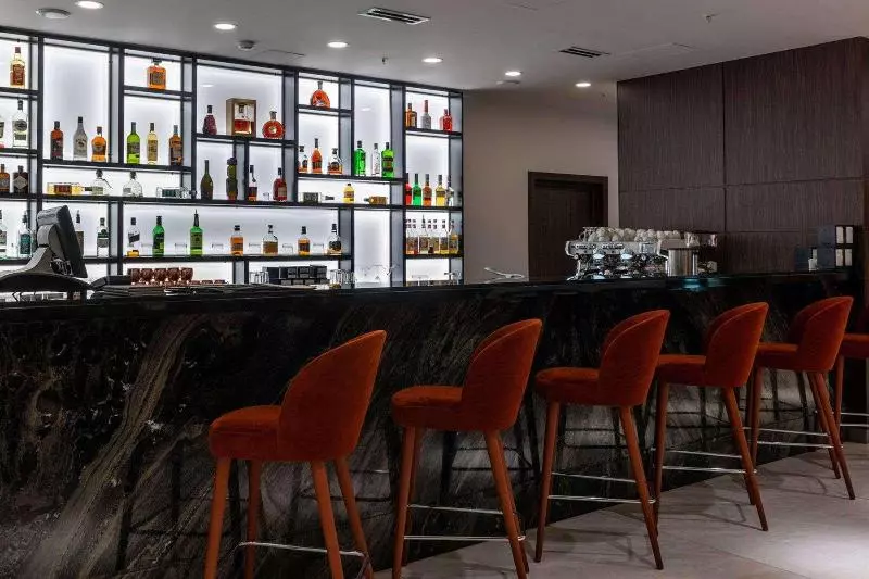 Fotos del hotel Ramada Hotel & Suites By Wyndham Yerevan:  3