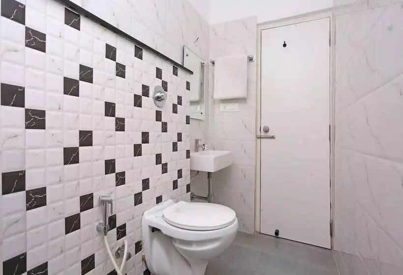 Fotos del hotel Samasth Room And Suites:  3