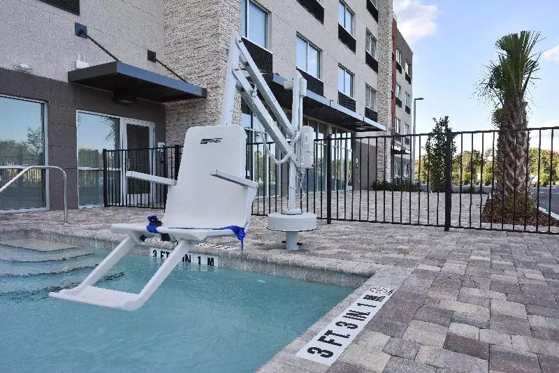 Fotos del hotel Holiday Inn Express & Suites - Orlando - Lake Nona Area, An Ihg:  14