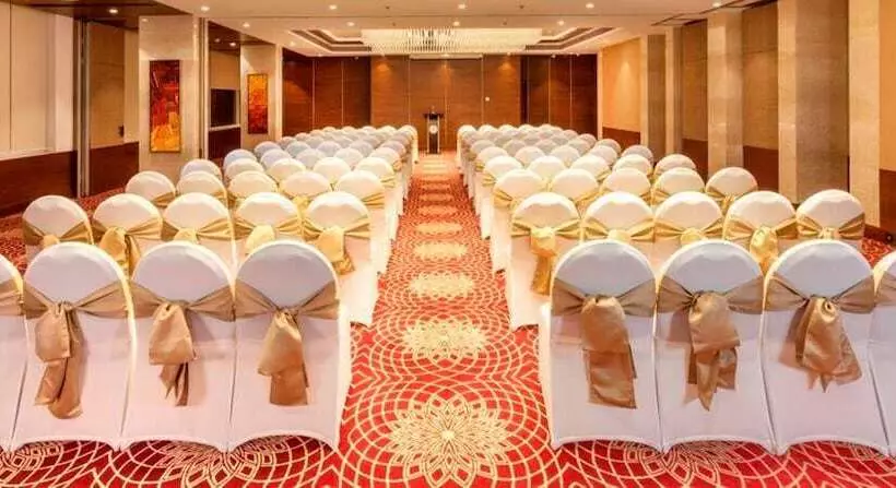 Fotos del hotel Lemon Tree Hotel Lucknow:  17