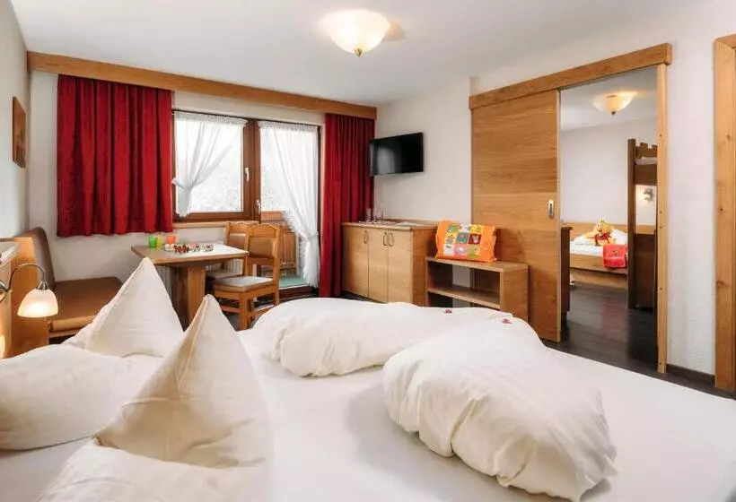 Fotos del hotel Laderhof:  15