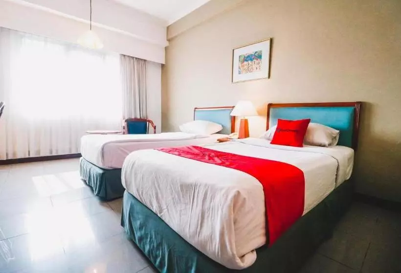 Fotos del hotel The Paragon Hotel By Reddoorz:  21