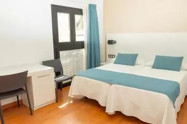 Аламеда Отель - Бенидорм