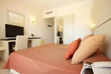 Grupotel Imperio Playa - Sant Joan de Labritja