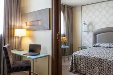 Macia Alfaros - Córdoba