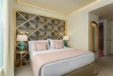 Room Mate Macarena – Gran Via - Madrid