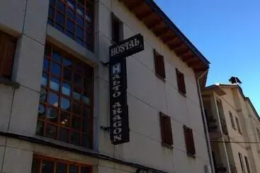 Hostal Alto Aragon - Villanua