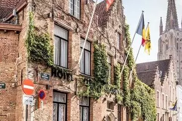 Boutique Hotel De Castillion   Small Elegant Family - Brujas