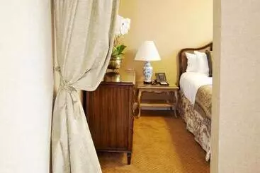 Wedgewood Hotel & Spa   Relais & Chateaux - Vancouver