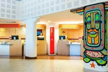 Ibis Paris La Villette Cite Des Sciences 19eme - París