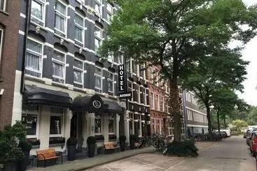 Asterisk, A Family Run - Ámsterdam