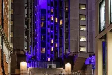 St Giles London – A St Giles - Londres