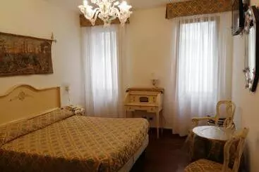 俄里翁酒店 - 威尼斯