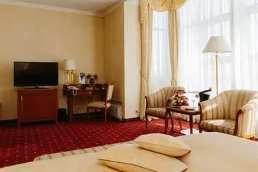 Grand Hotel Emerald - San Petersburgo