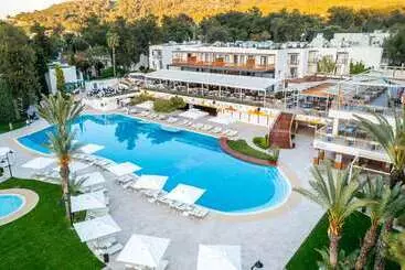 Doubletree By Hilton Bodrum Isil Club Resort - Torba