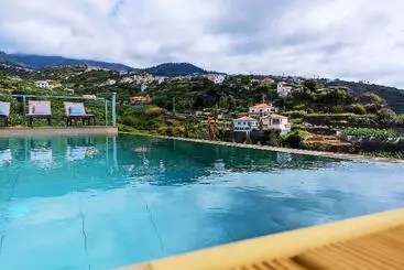 Les Terrasses Suites - Calheta