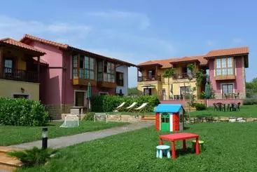 Apartamentos Rurales Antojanes - Granda