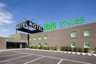 Ibis Styles Lleida Torrefarrera - Torrefarrera