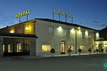 Hostal Restaurante Carolina - Pedrosillo el Ralo