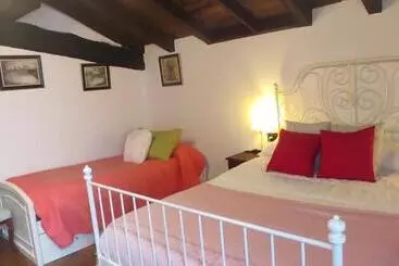 Hostal Mendaurpe - Ituren