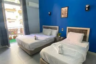 The Australian Hostel - Cairo