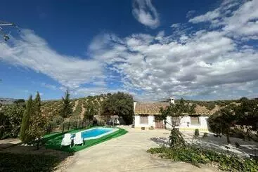 Cortijo El Nevazo - Algarinejo