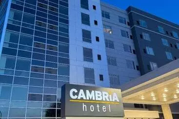 Cambria Hotel Niagara Falls - ナイアガラフォールズ