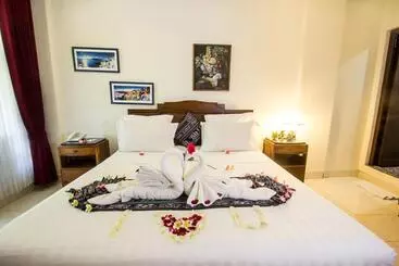 Manzelejepun Luxury Villa & Pavilion - Sanur