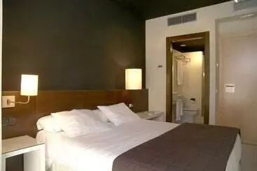 Hostal Badaloní - Badalona