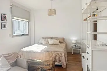 Charming Central Buenos Aires Apartment With City Views - Buenos Aires