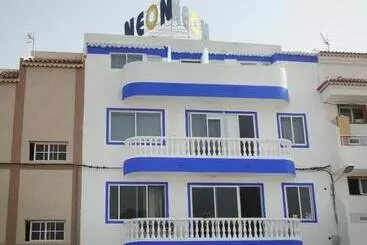 Hostel Neon Tenerife - Guaza