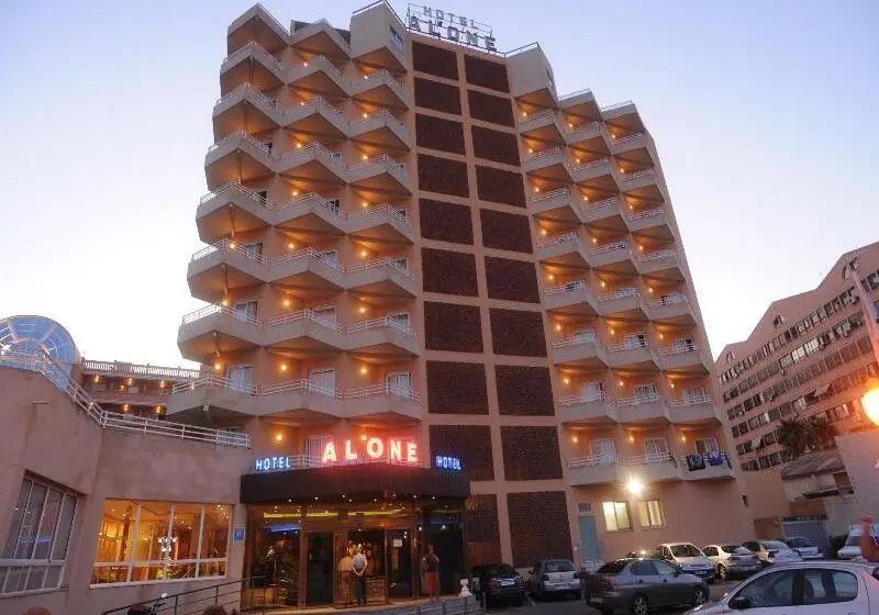 Fotos del hotel Alone:  15