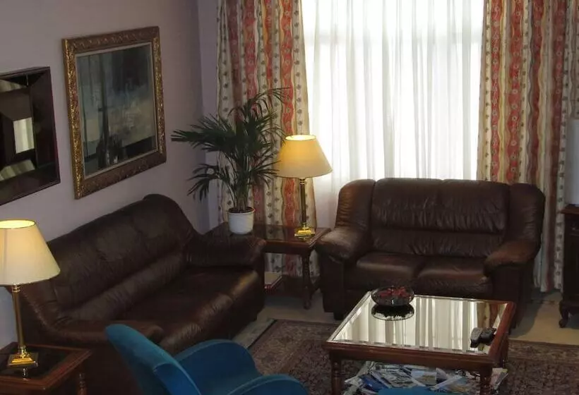 Fotos del hotel Doña Nieves:  5