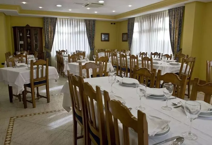 Fotos del hotel Doña Nieves:  3