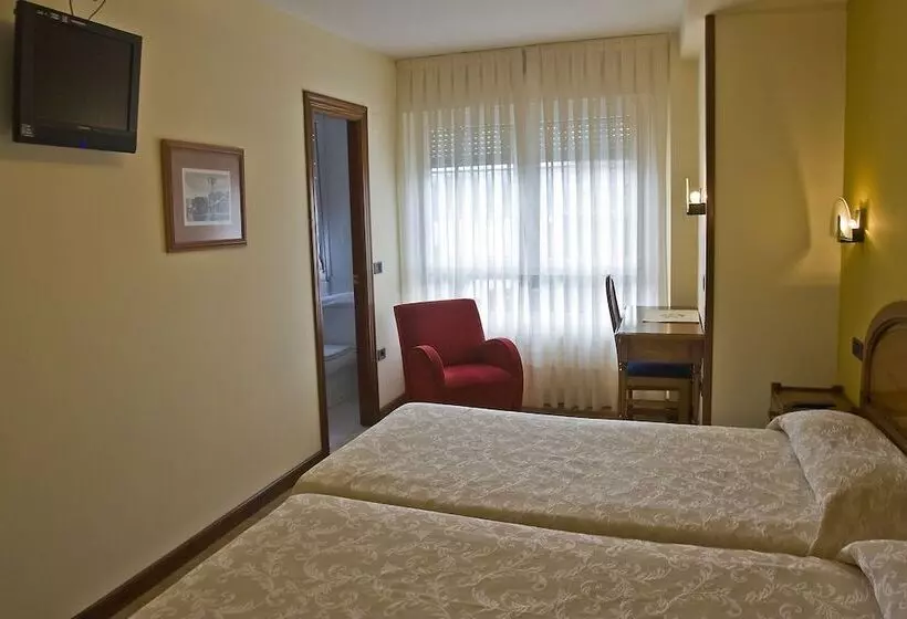 Fotos del hotel Doña Nieves:  4