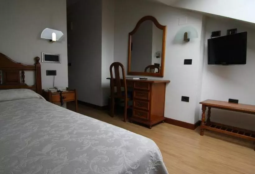 Fotos del hotel Doña Nieves:  15