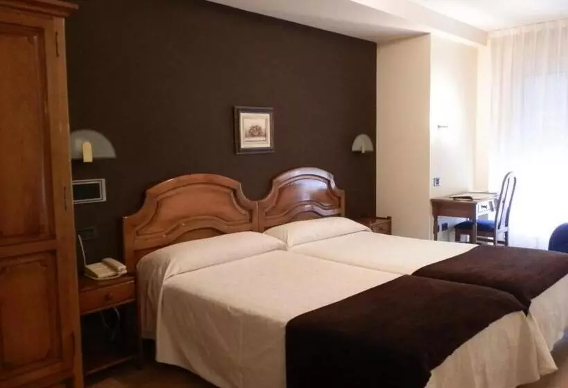 Fotos del hotel Doña Nieves:  11