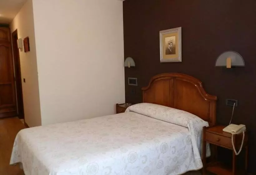Fotos del hotel Doña Nieves:  16