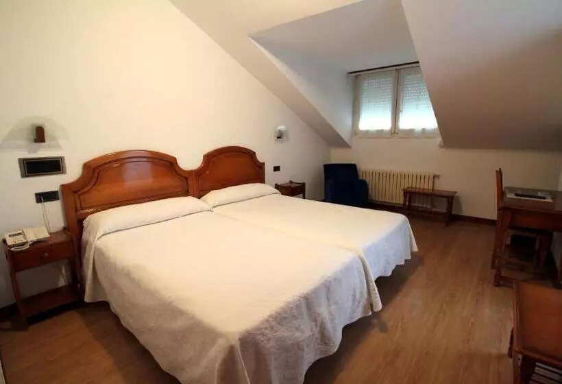 Fotos del hotel Doña Nieves:  23