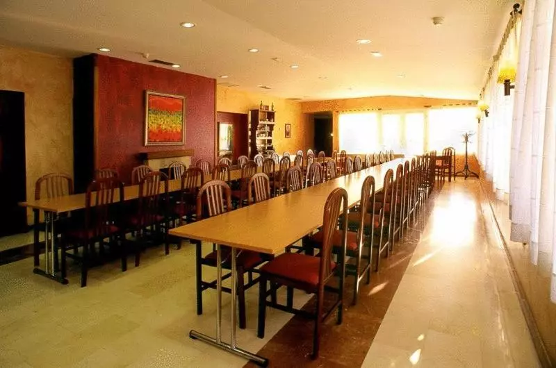 Fotos del hotel Villa De Nava:  11