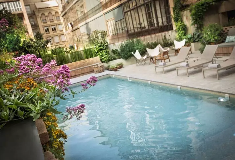 Fotos del hotel Alexandra Barcelona Hotel, Curio Collection By Hilton:  2