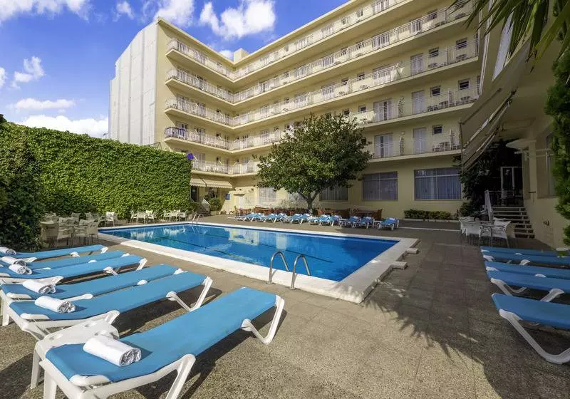 Fotos del hotel Checkin Pineda:  12