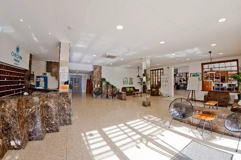 Fotos del hotel Checkin Pineda:  16