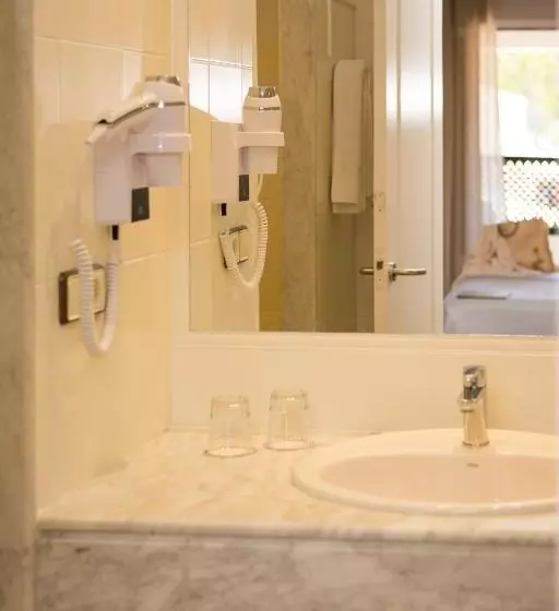 Fotos del hotel Cala Galdana &amp; Apartamentos D Aljandar:  18